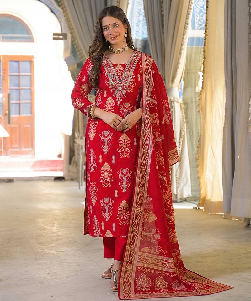 Women red viscose ikat printed straight kurta trousers with dupatta