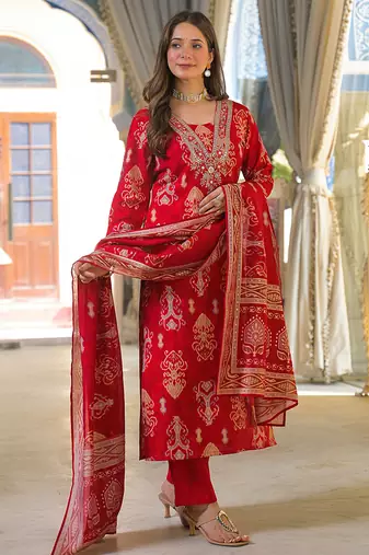 Women red viscose ikat printed straight kurta trousers with dupatta