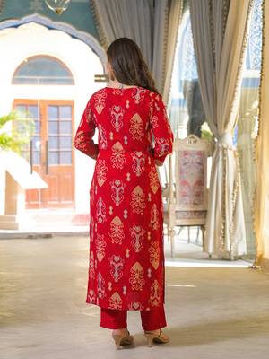 Women red viscose ikat printed straight kurta trousers with dupatta 4