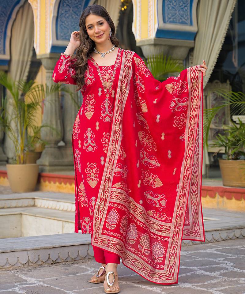 Women red viscose ikat printed straight kurta trousers with dupatta
