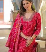 Women red viscose ethnic motifs printed straight kurta trousers with dupatta