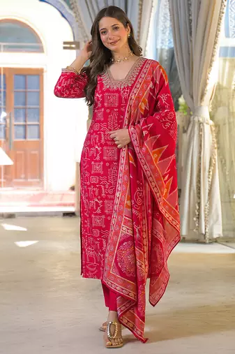 Women red viscose ethnic motifs printed straight kurta trousers with dupatta