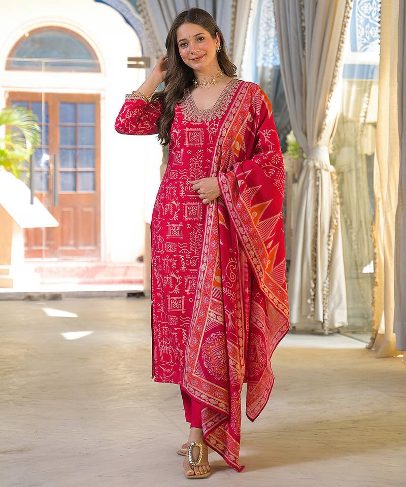 Women red viscose ethnic motifs printed straight kurta trousers with dupatta