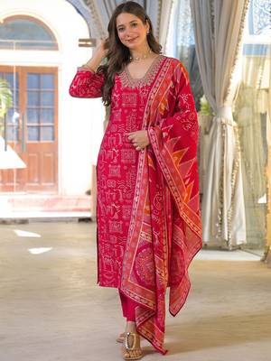 Women red viscose ethnic motifs printed straight kurta trousers with dupatta 2