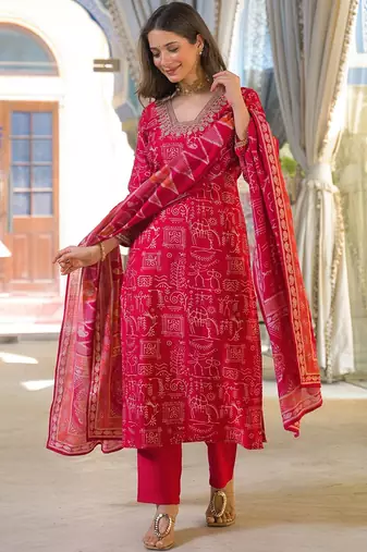 Women red viscose ethnic motifs printed straight kurta trousers with dupatta