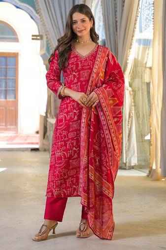 Women red viscose ethnic motifs printed straight kurta trousers with dupatta