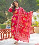 Women red viscose floral printed straight kurta trousers with dupatta