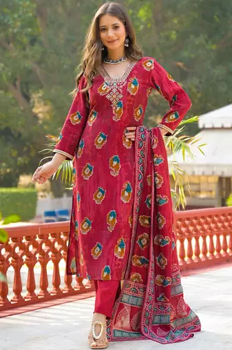 Women maroon viscose embroidered straight kurta trousers with dupatta