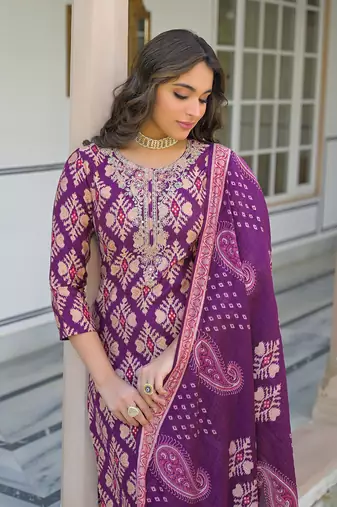 Women purple viscose ikat embroidered straight kurta trousers with dupatta