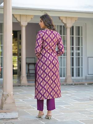 Women purple viscose ikat embroidered straight kurta trousers with dupatta 4