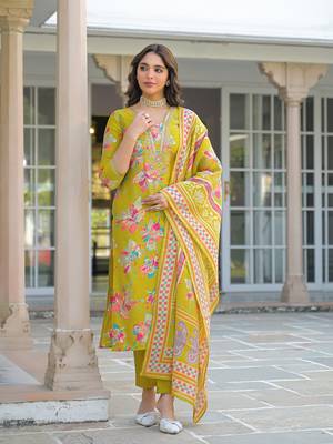 Women yellow viscose floral printed straight kurta trousers with dupatta 1