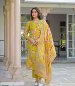Women yellow viscose floral printed straight kurta trousers with dupatta
