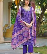 Women purple viscose ethnic motifs printed straight kurta trousers with dupatta