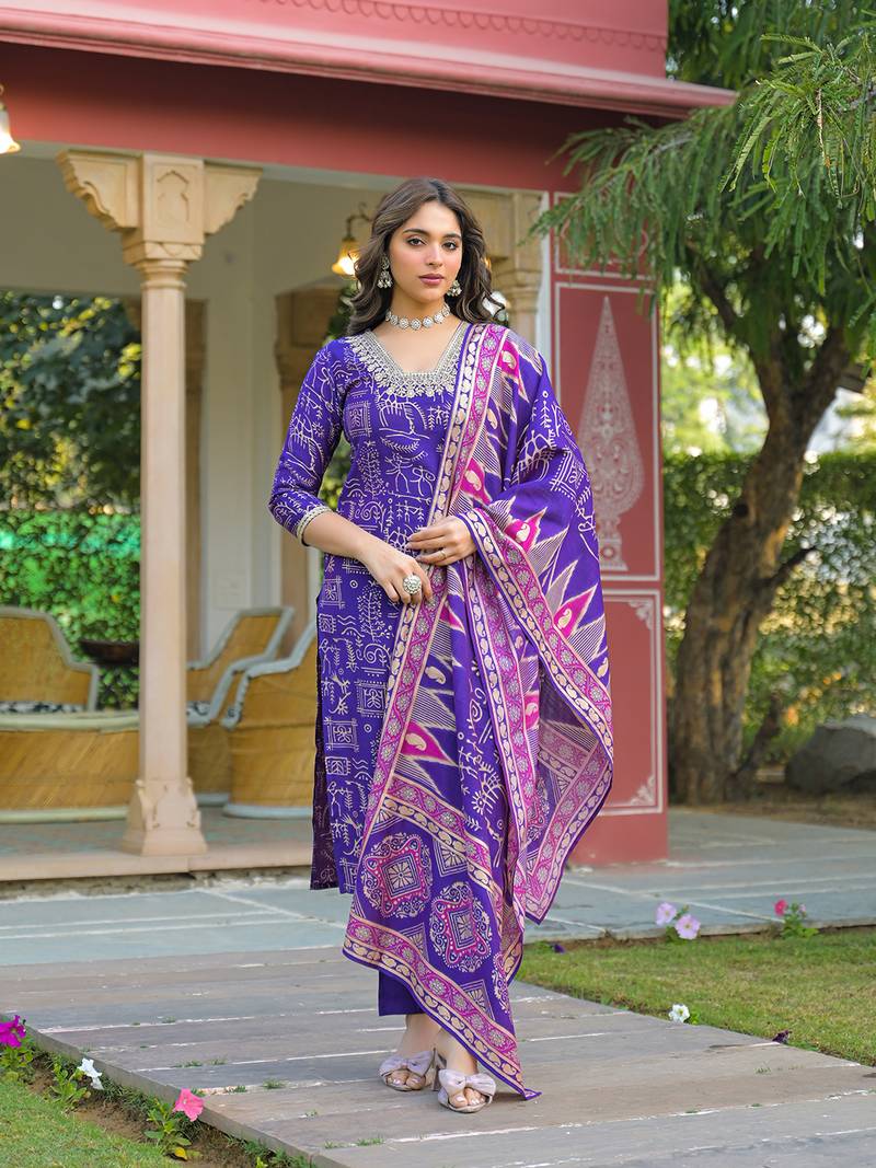 Women purple viscose ethnic motifs printed straight kurta trousers with dupatta