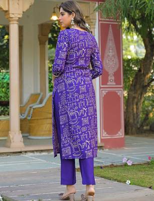 Women purple viscose ethnic motifs printed straight kurta trousers with dupatta 4