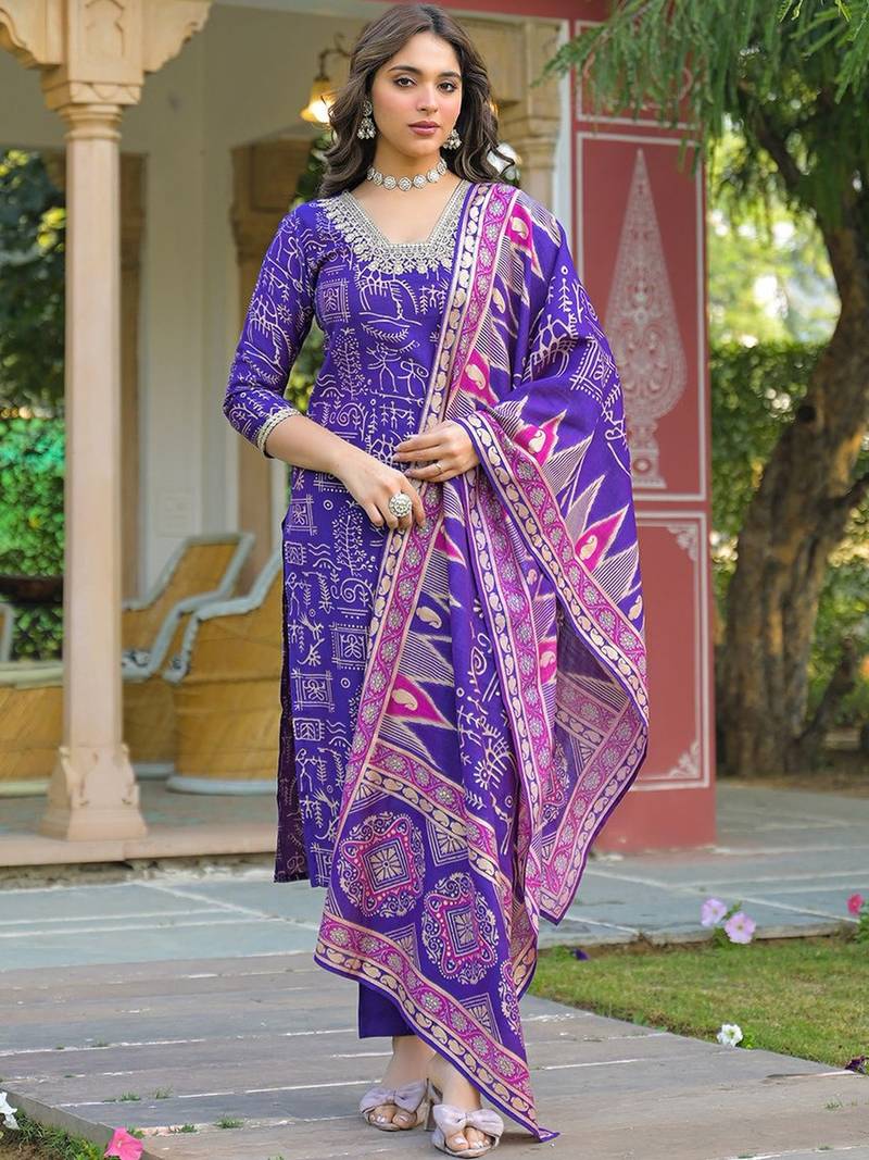Women purple viscose ethnic motifs printed straight kurta trousers with dupatta