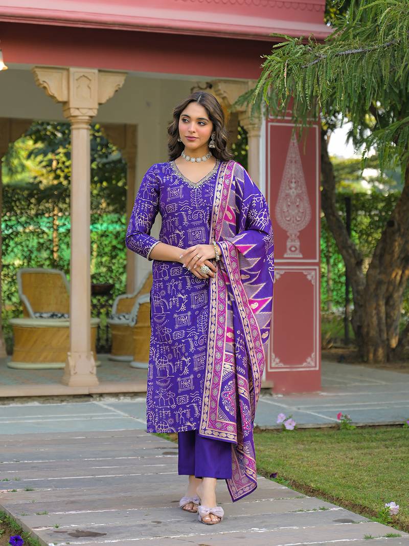 Women purple viscose ethnic motifs printed straight kurta trousers with dupatta