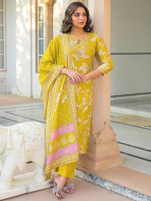 Women yellow viscose rayon floral printed straight kurta trousers with dupatta 1