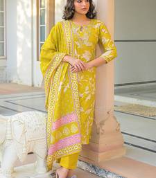 Women yellow viscose rayon floral printed straight kurta trousers with dupatta