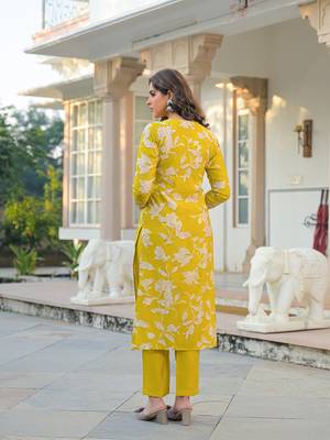 Women yellow viscose rayon floral printed straight kurta trousers with dupatta 4