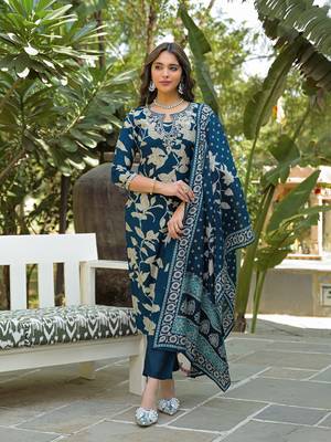 Women navy blue viscose rayon floral printed straight kurta trousers with dupatta 1