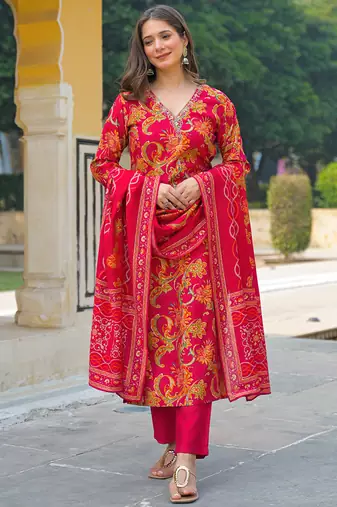 Women pink viscose rayon floral printed straight kurta trousers with dupatta