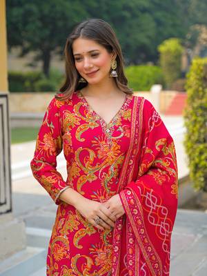 Women pink viscose rayon floral printed straight kurta trousers with dupatta 2