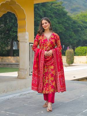 Women pink viscose rayon floral printed straight kurta trousers with dupatta 3