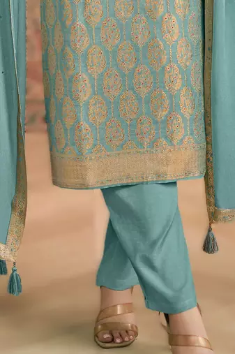 sky-blue ready-madesuit set 
