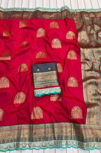 Red Color Soft Silk Banarasi Silk Saree