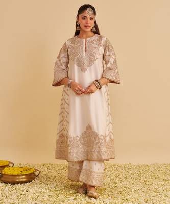 Ivory embroidered silk kurta set 2