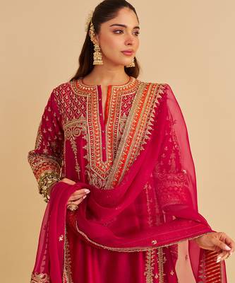 Pink embroidered silk kurta set with dupatta 4