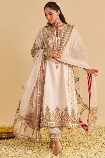 Ivory embroidered silk kurta set with dupatta