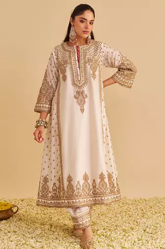 Ivory embroidered silk kurta set with dupatta