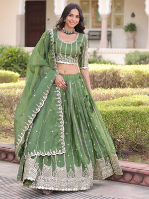 green embroidered crushed lehenga set choli with dupatta 2