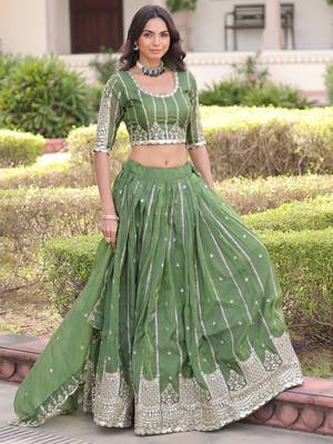 green embroidered crushed lehenga set choli with dupatta 4