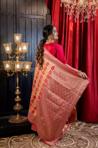 red woven matka silk blend zari woven all seasons sarees