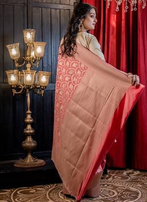 pink woven matka silk blend zari woven all seasons sarees 4