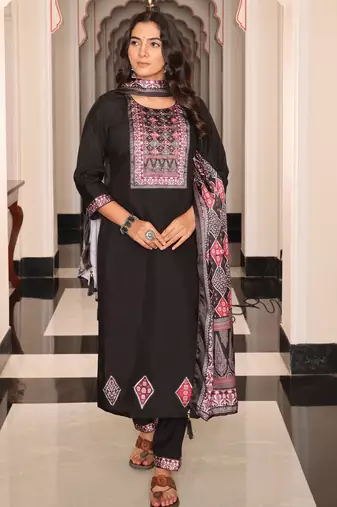 Black color viscose simmer fabric embroidered Kurta set