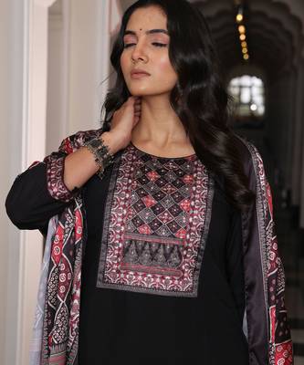Black color viscose simmer embroidered Kurta set 3