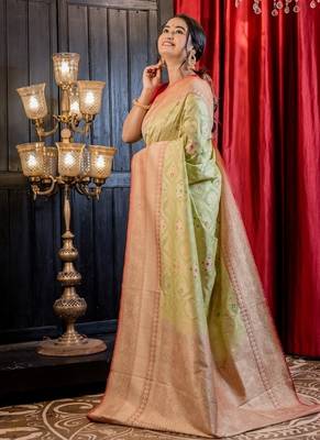 green woven matka silk blend zari woven all seasons sarees 3