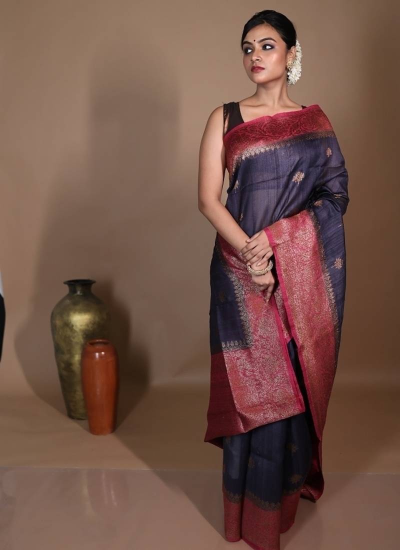 grey hand woven tussar saree