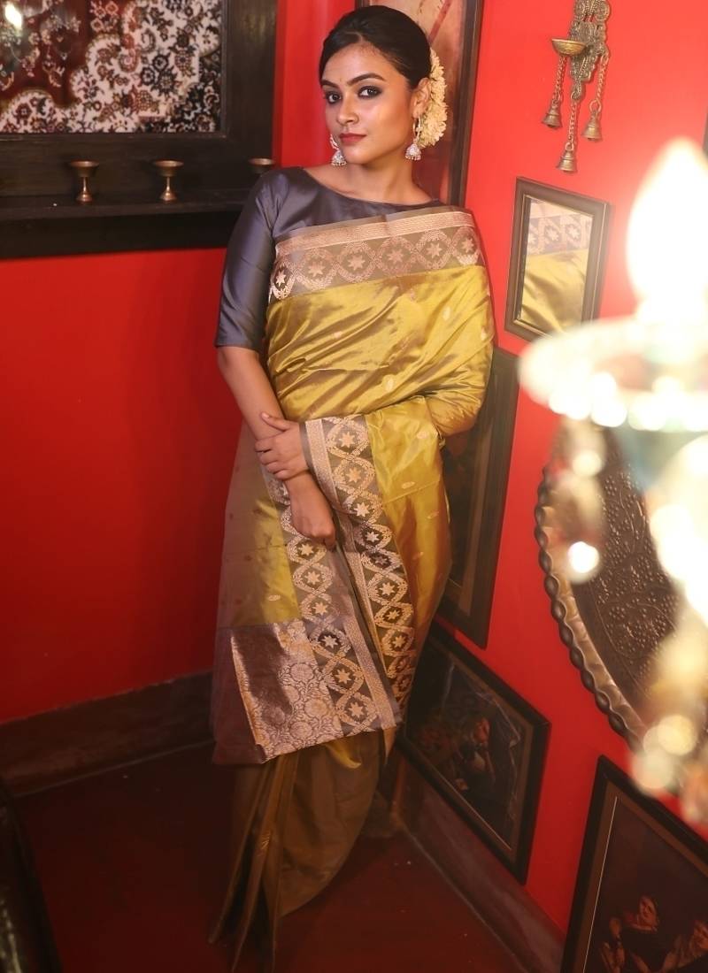 green hand woven katan silk blend saree