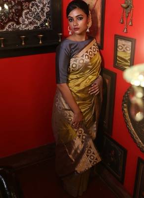 green hand woven katan silk blend zari woven all seasons sarees 2