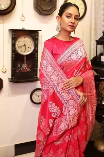pink woven silk blend zari woven all seasons sarees