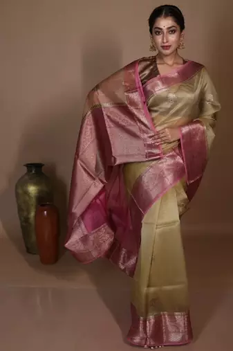 green hand woven silk blend saree