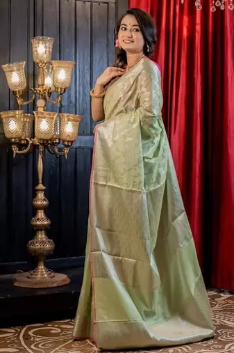 green woven silk blend cotton zari woven all seasons sarees