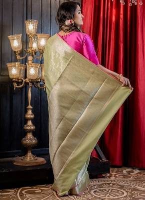 green woven silk blend cotton zari woven all seasons sarees 4