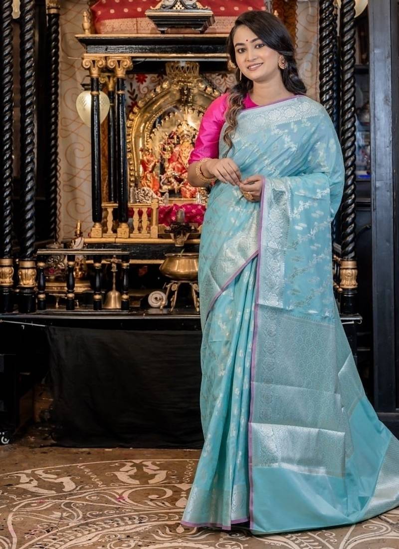 green woven silk blend cotton saree