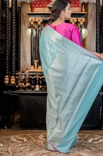 green woven silk blend cotton zari woven all seasons sarees